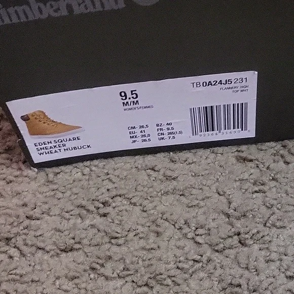 BNWB Womens  timberland boots - Picture 3 of 4